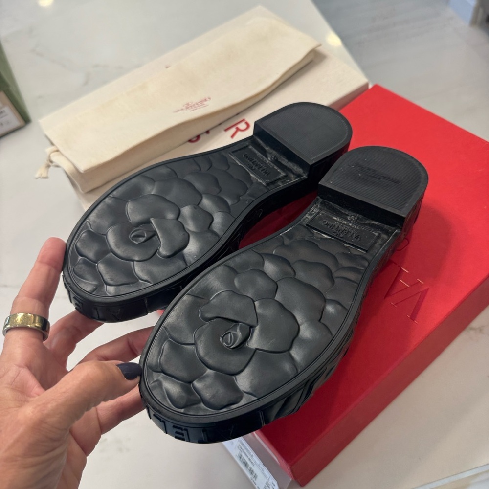 Valentino Black Leather Logo Slide Sandals - Picture 4 of 6